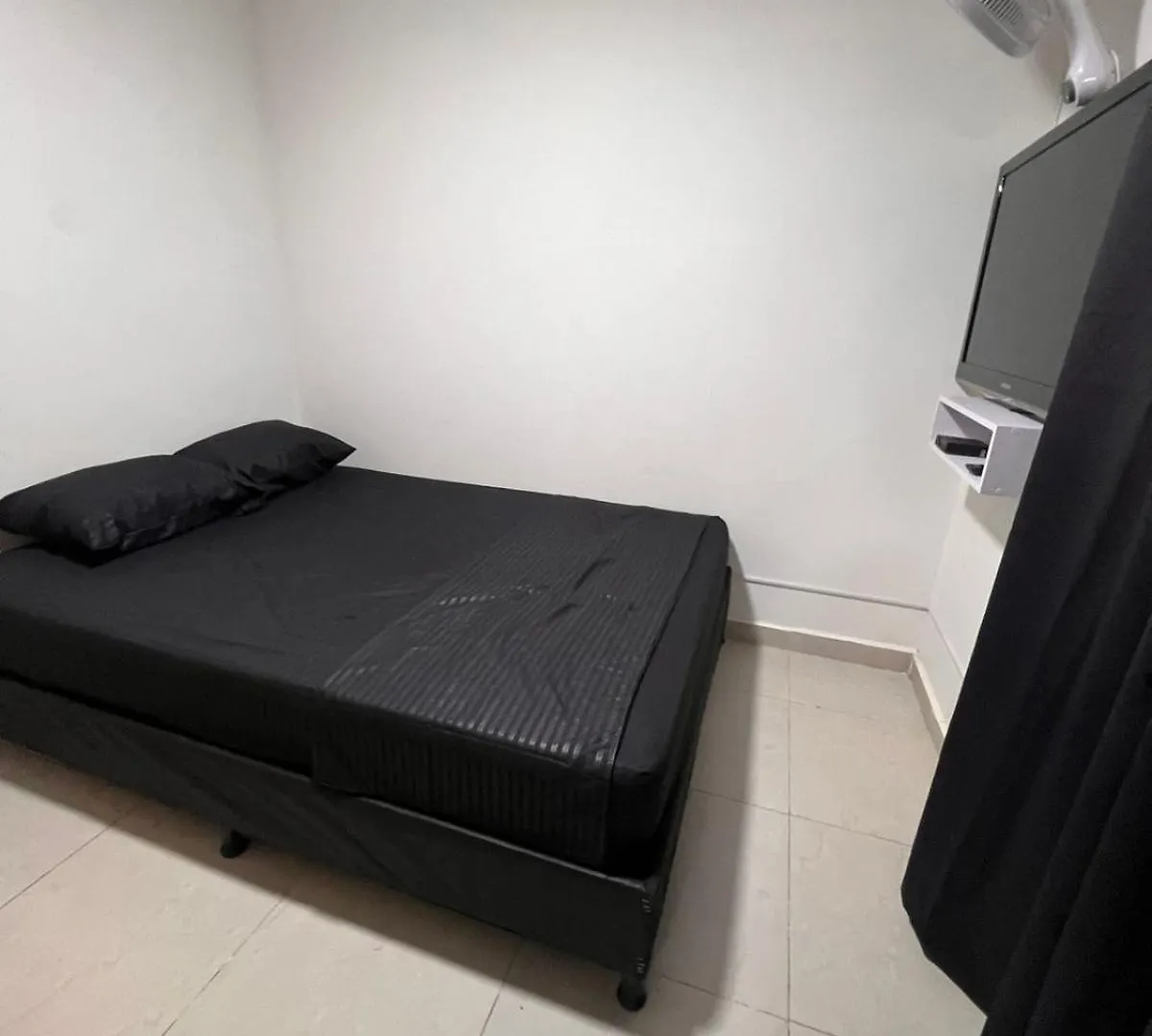 Excelente Apartamento Familiar Medellin 0*,